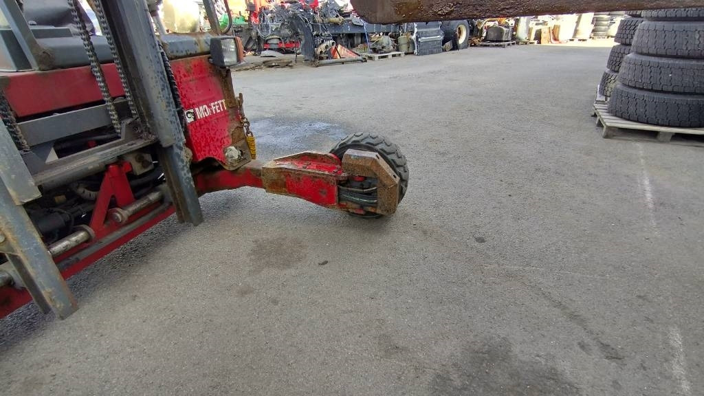 Moffett M4 25.4 ajoneuvotrukki - Závěsný vysokozdvižný vozík: obrázek 4 Moffett M4 25.4 ajoneuvotrukki - Závěsný vysokozdvižný vozík: obrázek 4