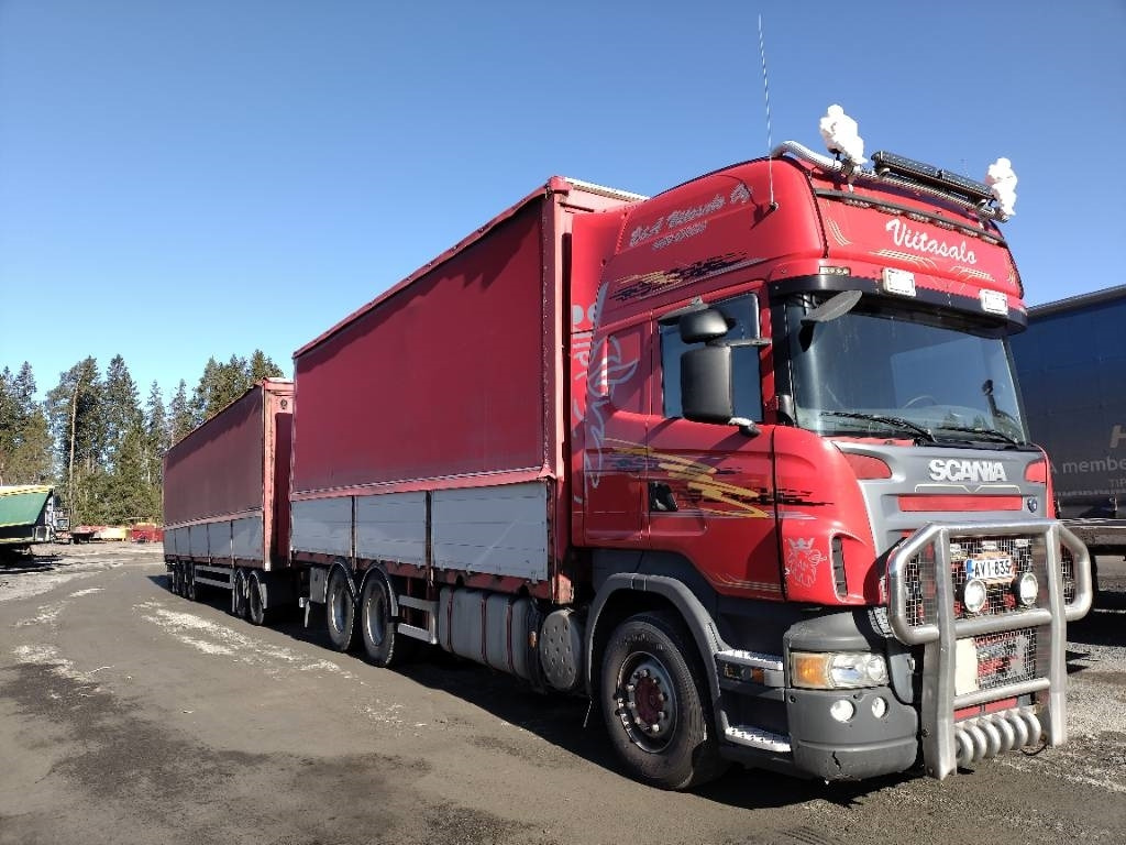 Scania Nousukapelli+Jyki kärry 3m sisäkork.liukukatot - Plachtový nákladní auto: obrázek 2 Scania Nousukapelli+Jyki kärry 3m sisäkork.liukukatot - Plachtový nákladní auto: obrázek 2