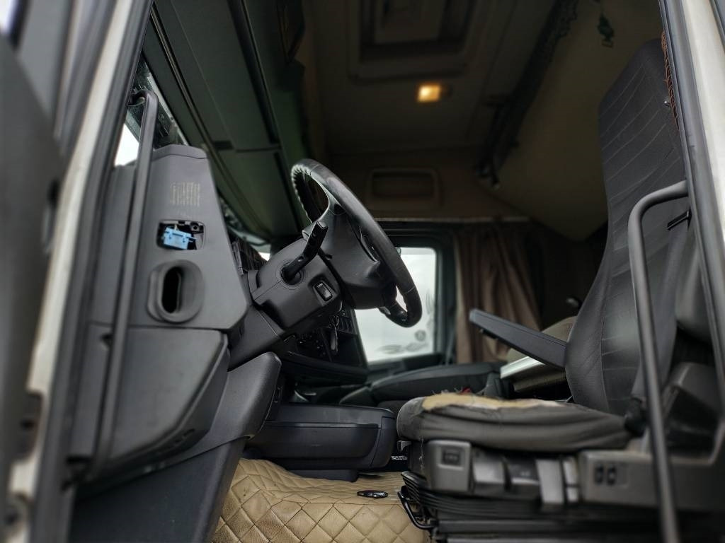 Skříňový nákladní auto Scania R480 6x2 limetec kokosivuauk kori,liukukatto: obrázek 6