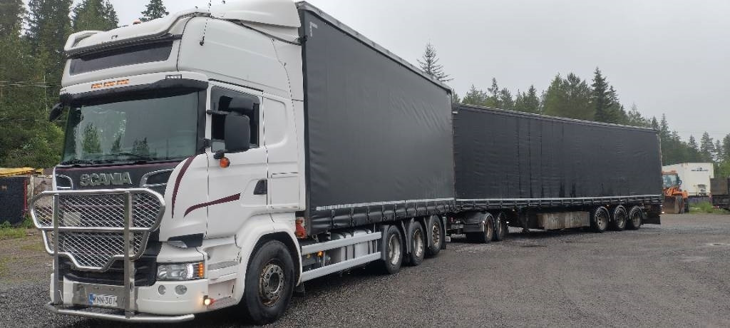 Scania R580 8x4 kapellilava+Dolly+kärry 76tn juna  - Plachtový nákladní auto: obrázek 1 Scania R580 8x4 kapellilava+Dolly+kärry 76tn juna  - Plachtový nákladní auto: obrázek 1