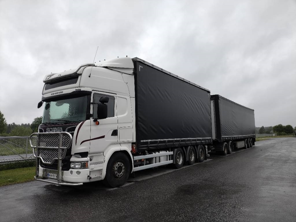 Scania R580 8x4 kapellilava+Dolly+kärry 76tn juna  - Plachtový nákladní auto: obrázek 4 Scania R580 8x4 kapellilava+Dolly+kärry 76tn juna  - Plachtový nákladní auto: obrázek 4