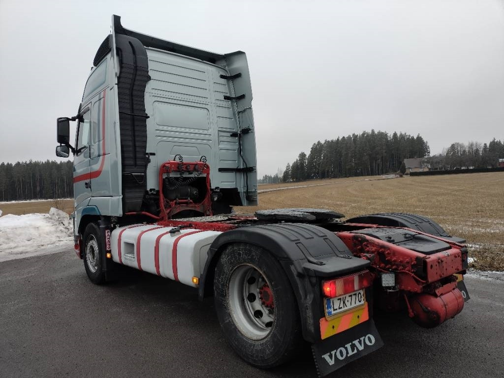 Volvo FH13 460 euro5 veturi täysilmaj. - Tahač: obrázek 4 Volvo FH13 460 euro5 veturi täysilmaj. - Tahač: obrázek 4