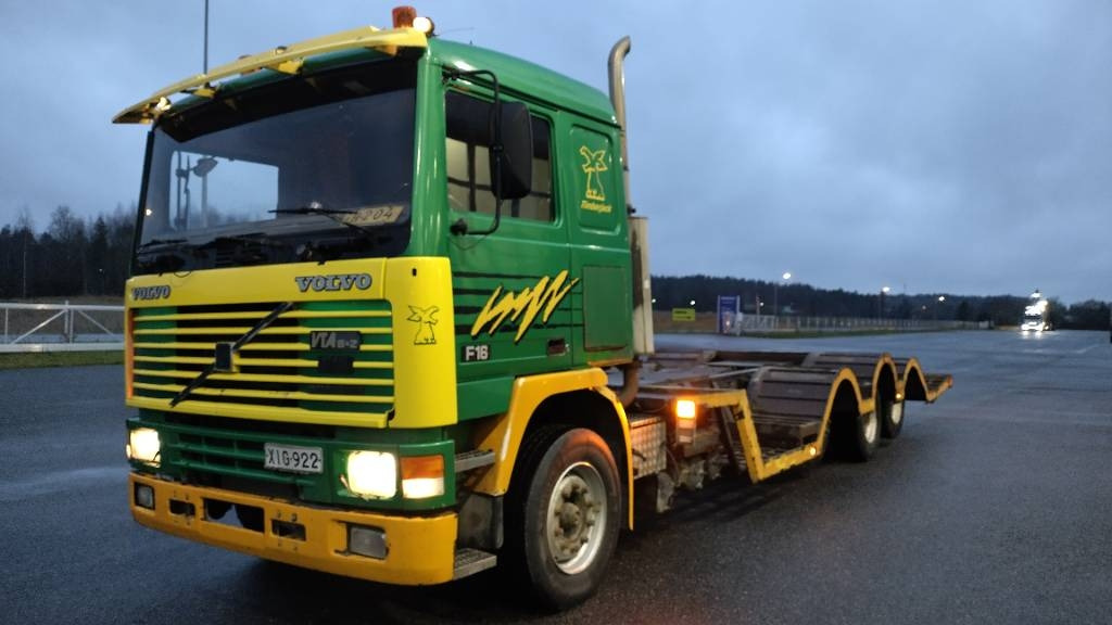 Volvo F16 8x2 metsäkone ritilä, rautajouset,hydr.perä - Lesovůz: obrázek 1 Volvo F16 8x2 metsäkone ritilä, rautajouset,hydr.perä - Lesovůz: obrázek 1
