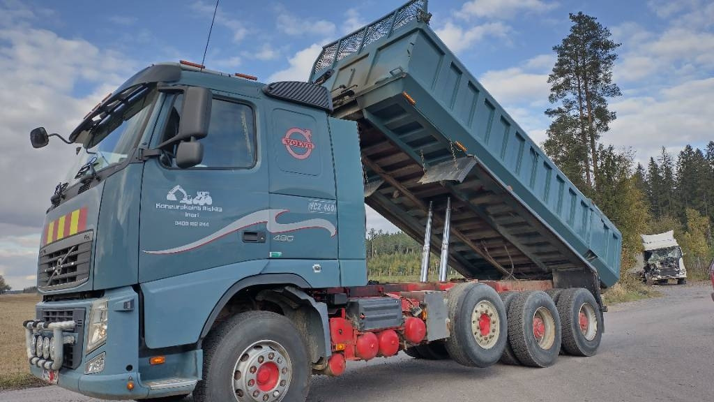 Volvo FH13 8x4 autom.kasettilava - Sklápěč: obrázek 3 Volvo FH13 8x4 autom.kasettilava - Sklápěč: obrázek 3