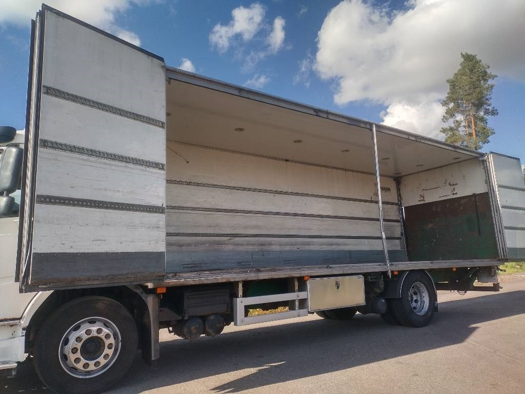 Volvo FM9 4x2 8,40m pitkä kylkiaukeava kori - Skříňový nákladní auto: obrázek 3 Volvo FM9 4x2 8,40m pitkä kylkiaukeava kori - Skříňový nákladní auto: obrázek 3