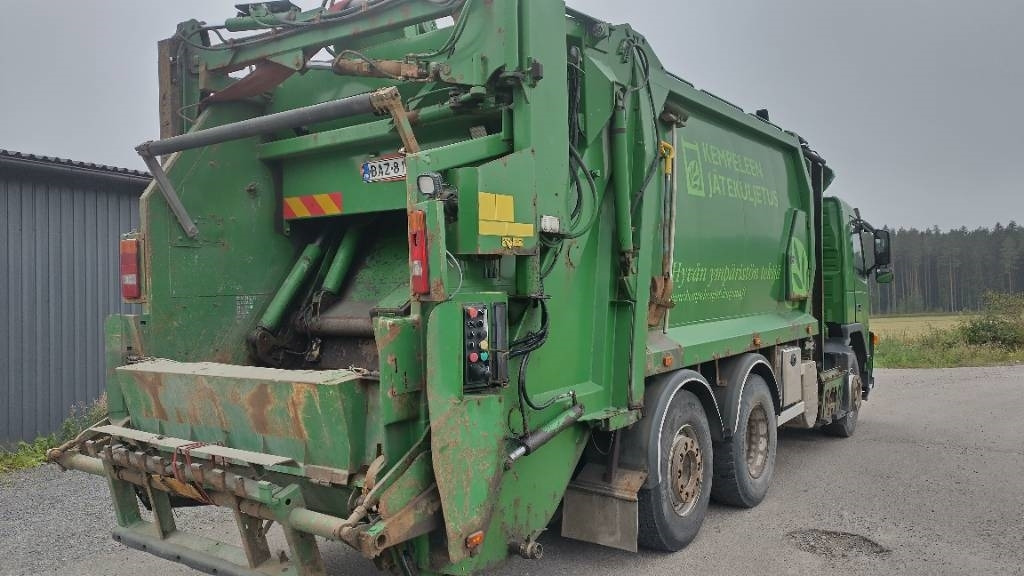 Volvo FM9 6x2 pakkaaja +nostin +etukippo - Vůz na odvoz odpadků: obrázek 2 Volvo FM9 6x2 pakkaaja +nostin +etukippo - Vůz na odvoz odpadků: obrázek 2