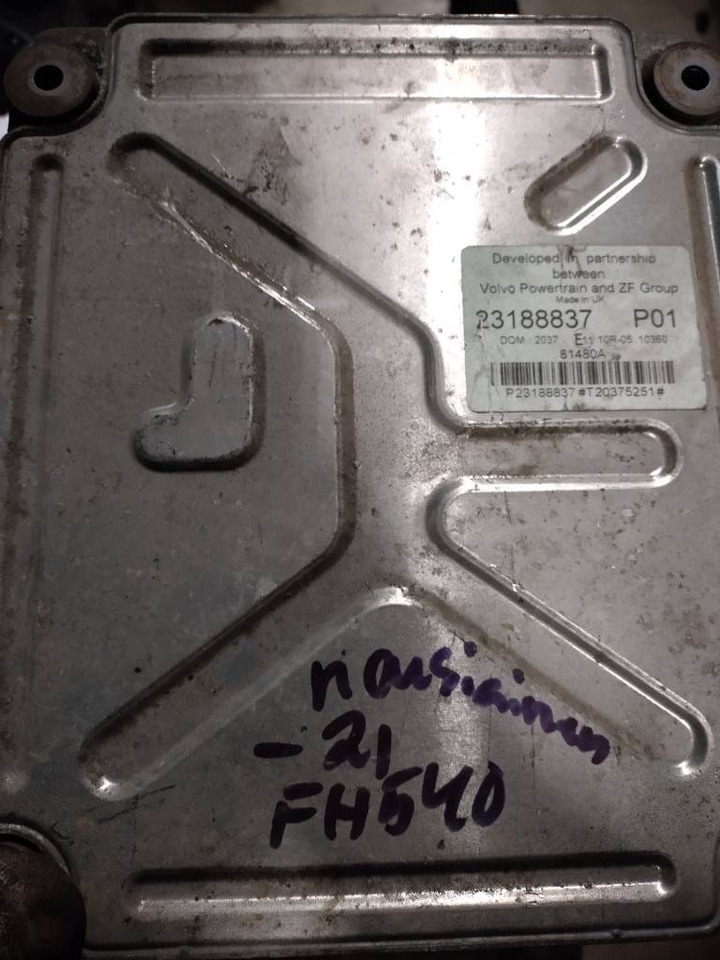 Volvo Moottori ecu - Elektrický systém pro Nákladní auto: obrázek 2 Volvo Moottori ecu - Elektrický systém pro Nákladní auto: obrázek 2