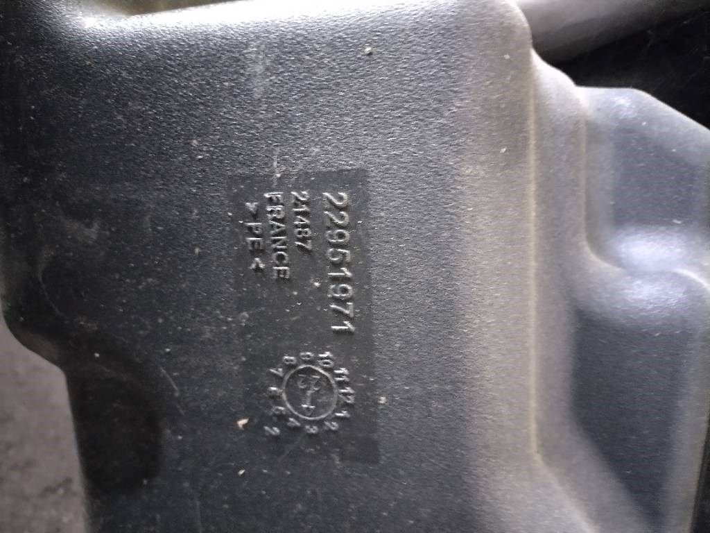 Volvo Polttoaine tankki 2+2 - Rám/ Šasi pro Nákladní auto: obrázek 3 Volvo Polttoaine tankki 2+2 - Rám/ Šasi pro Nákladní auto: obrázek 3