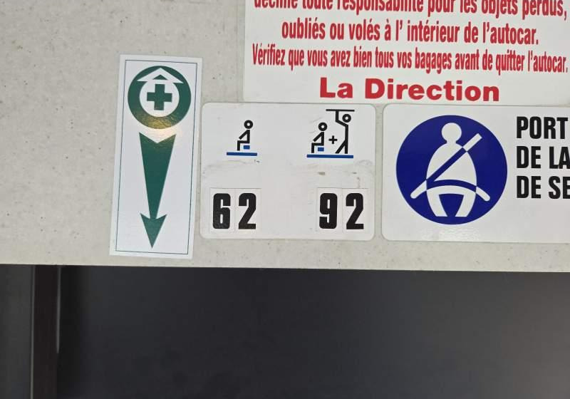 Irisbus AXER / SPROWADZONY/ 62 MIEJSCA + 30 STOJĄCYCH - Autobus příměstský: obrázek 2 Irisbus AXER / SPROWADZONY/ 62 MIEJSCA + 30 STOJĄCYCH - Autobus příměstský: obrázek 2