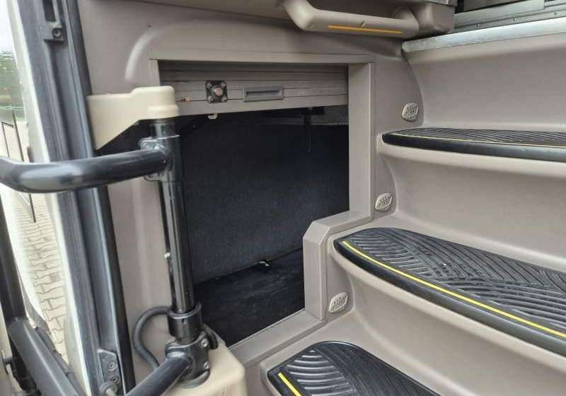 Turistický autobus Irisbus MAGELYS HD / SPROWADZONY / EURO 5 / AUTOMAT: obrázek 27 Turistický autobus Irisbus MAGELYS HD / SPROWADZONY / EURO 5 / AUTOMAT: obrázek 27