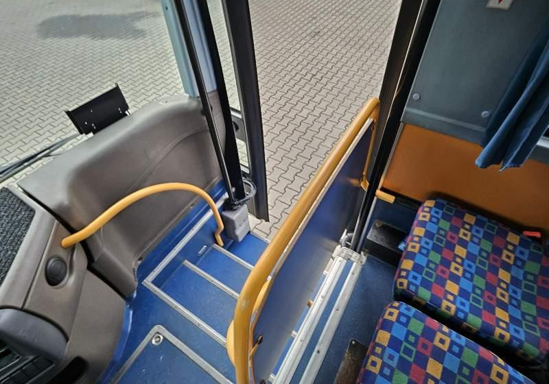Autobus příměstský Irisbus RECREO / SPROWADZONE / MANUAL / WEBASTO: obrázek 11