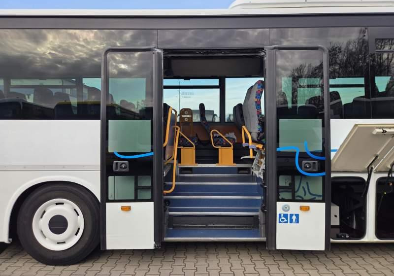 Irisbus RECREO/ SPROWADZONY/ KLIMA / 251 000 KM - Autobus příměstský: obrázek 5 Irisbus RECREO/ SPROWADZONY/ KLIMA / 251 000 KM - Autobus příměstský: obrázek 5