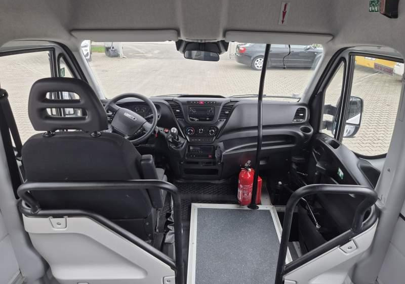 Iveco A60C15 DAILY/SPROWADZONE/EURO 6/92 000 KM - Minibus, Mikrobus: obrázek 4 Iveco A60C15 DAILY/SPROWADZONE/EURO 6/92 000 KM - Minibus, Mikrobus: obrázek 4