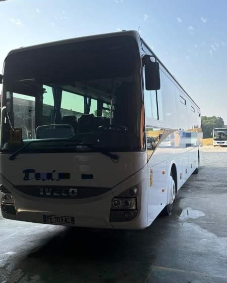 Iveco CROSSWAY/ SPROWADZONY / 180 000 KM / MANUAL - Autobus příměstský: obrázek 3 Iveco CROSSWAY/ SPROWADZONY / 180 000 KM / MANUAL - Autobus příměstský: obrázek 3
