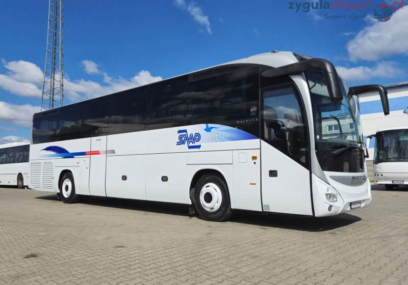 Iveco MAGELYS / SPROWADZONE / MANUAL / 12.20 M - Turistický autobus: obrázek 1 Iveco MAGELYS / SPROWADZONE / MANUAL / 12.20 M - Turistický autobus: obrázek 1