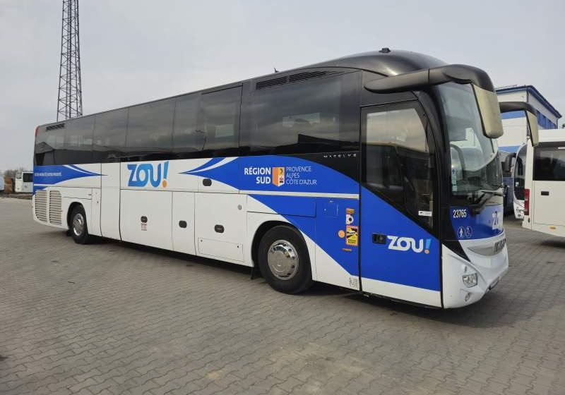 Iveco MAGELYS / SPROWADZONY / WINDA / EURO 6 - Turistický autobus: obrázek 2 Iveco MAGELYS / SPROWADZONY / WINDA / EURO 6 - Turistický autobus: obrázek 2