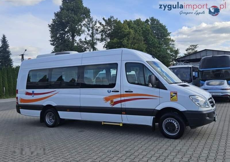 Minibus, Mikrobus Mercedes-Benz SPRINTER: obrázek 1