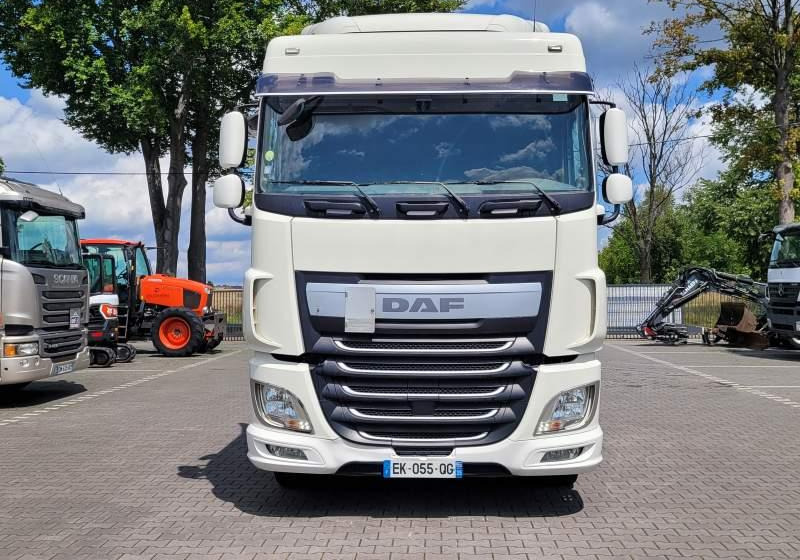 DAF XF510 SPACE CAB / SPROWADZONY / MANUAL / RETARDER - Tahač: obrázek 2 DAF XF510 SPACE CAB / SPROWADZONY / MANUAL / RETARDER - Tahač: obrázek 2