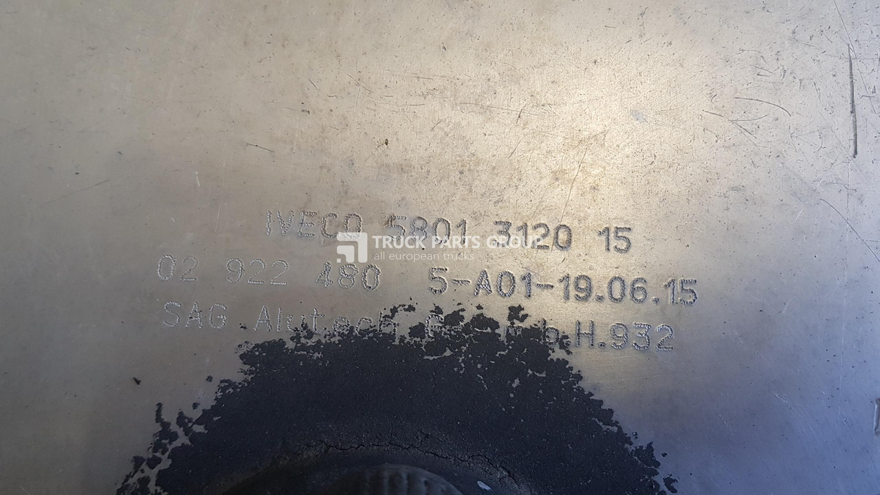 IVECO IVECO STRALIS EURO6 emission fuel tanks, reservoirs with mountings brackets 700l + 480l left + right fuel tanks set 5801312015, 41042847 - Palivová nádrž pro Nákladní auto: obrázek 3 IVECO IVECO STRALIS EURO6 emission fuel tanks, reservoirs with mountings brackets 700l + 480l left + right fuel tanks set 5801312015, 41042847 - Palivová nádrž pro Nákladní auto: obrázek 3