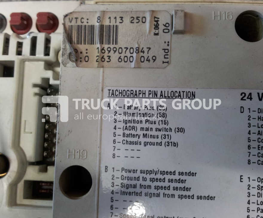 VOLVO FH12 D12A, D12C EURO2 instrument panel, dashboard, 3985743, 3985 dashboard - Palubní deska pro Nákladní auto: obrázek 2 VOLVO FH12 D12A, D12C EURO2 instrument panel, dashboard, 3985743, 3985 dashboard - Palubní deska pro Nákladní auto: obrázek 2