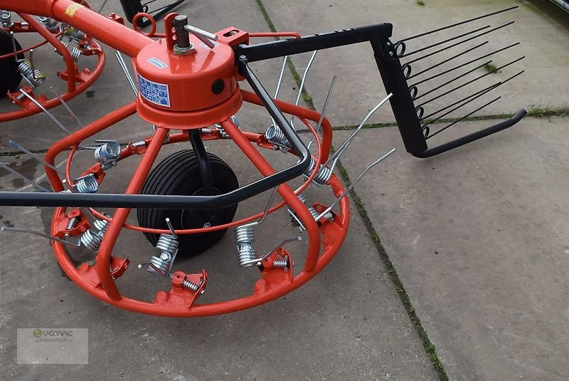 Boxer Heuwender 300cm Boxer HB275 Heuschwader Kreiselwender Schwader - Obraceč/ Shrnovač: obrázek 3 Boxer Heuwender 300cm Boxer HB275 Heuschwader Kreiselwender Schwader - Obraceč/ Shrnovač: obrázek 3