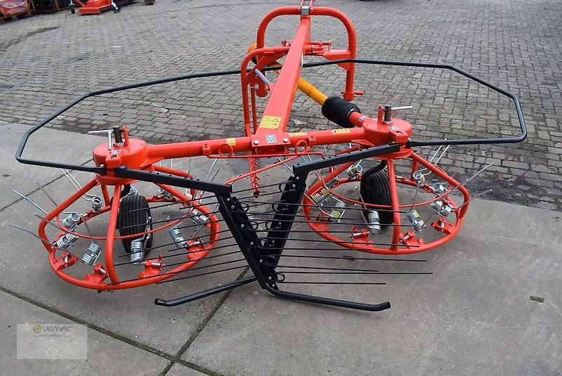 Boxer Heuwender 300cm Boxer HB275 Heuschwader Kreiselwender Schwader - Obraceč/ Shrnovač: obrázek 2 Boxer Heuwender 300cm Boxer HB275 Heuschwader Kreiselwender Schwader - Obraceč/ Shrnovač: obrázek 2