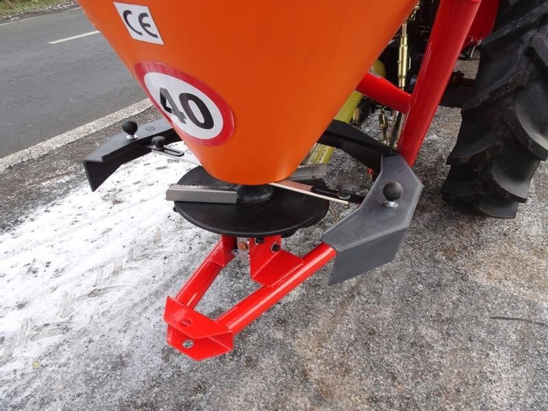 Dexwal Salzstreuer Düngerstreuer Streuer Trichterstreuer 300 Liter - Sypač písku/ Soli: obrázek 4 Dexwal Salzstreuer Düngerstreuer Streuer Trichterstreuer 300 Liter - Sypač písku/ Soli: obrázek 4