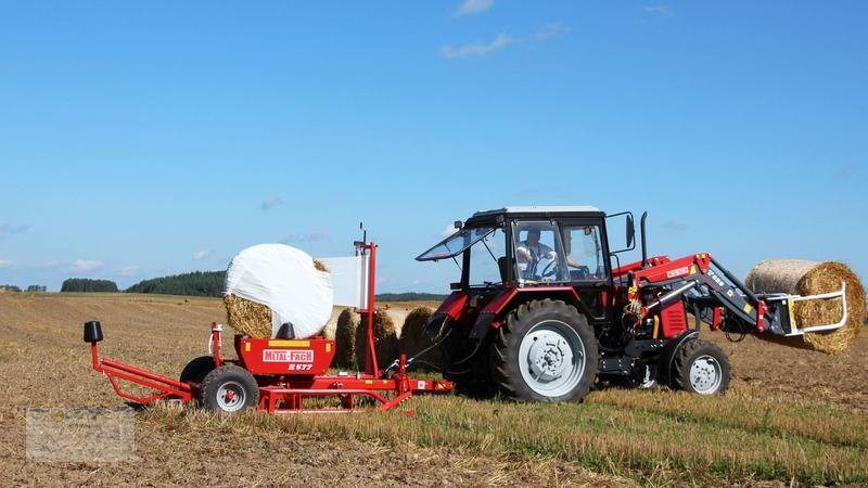 Metal-Fach Z577 Ballenwickler Rundballenwickler mit Seitenlader NEU - Ovíječka: obrázek 2 Metal-Fach Z577 Ballenwickler Rundballenwickler mit Seitenlader NEU - Ovíječka: obrázek 2