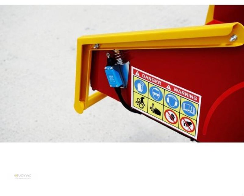 Nový Štěpkovač Remet Holzhacker Remet R-80 Hacker Grobhäcksler Holzhäcksler NEU: obrázek 13 Nový Štěpkovač Remet Holzhacker Remet R-80 Hacker Grobhäcksler Holzhäcksler NEU: obrázek 13