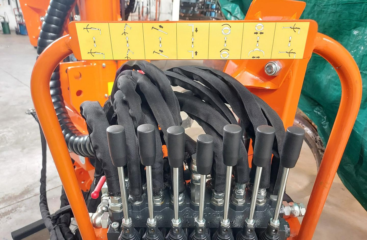 Gru - Caricatore forestale PAS300 - Hydraulická ruka pro Lesní technika: obrázek 3 Gru - Caricatore forestale PAS300 - Hydraulická ruka pro Lesní technika: obrázek 3