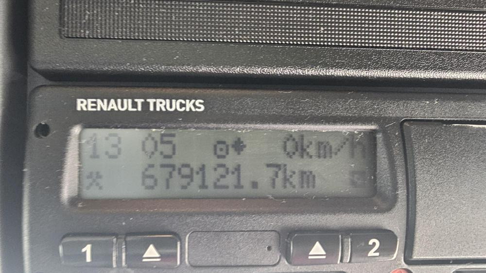 Renault T380 - Tahač: obrázek 4 Renault T380 - Tahač: obrázek 4