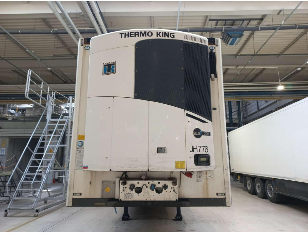 2018 Krone Double Deck Cool Liner FP 45 ThermoKing SLXi 300 - Chladírenský návěs: obrázek 3 2018 Krone Double Deck Cool Liner FP 45 ThermoKing SLXi 300 - Chladírenský návěs: obrázek 3