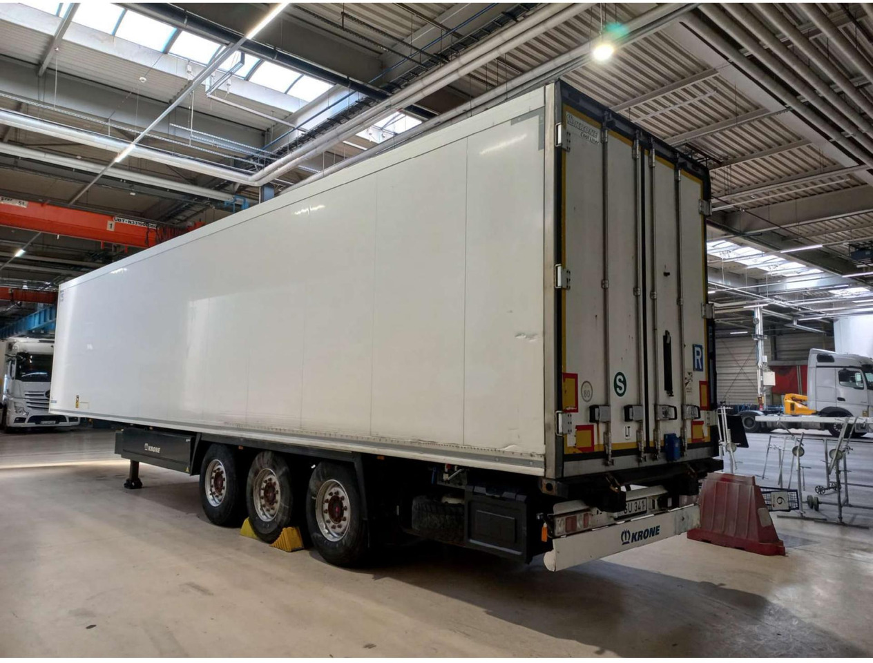 2018 Krone Double Deck Cool Liner FP 45 ThermoKing SLXi 300 - Chladírenský návěs: obrázek 2 2018 Krone Double Deck Cool Liner FP 45 ThermoKing SLXi 300 - Chladírenský návěs: obrázek 2