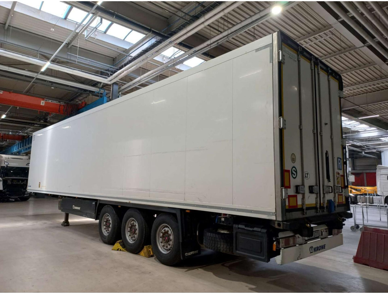 2018 Krone SDR Double Deck Cool Liner FP45 ThermoKing SLXi 300 Lifting Axle - Chladírenský návěs: obrázek 5 2018 Krone SDR Double Deck Cool Liner FP45 ThermoKing SLXi 300 Lifting Axle - Chladírenský návěs: obrázek 5