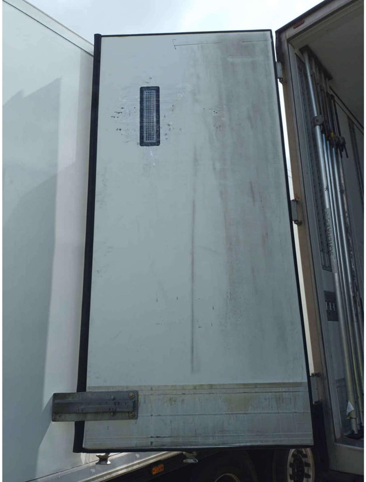 2018 Schmitz Cargobull SKO Double Deck FP 60 ThermoKing SLXi 300 Lifting Axle - Chladírenský návěs: obrázek 2 2018 Schmitz Cargobull SKO Double Deck FP 60 ThermoKing SLXi 300 Lifting Axle - Chladírenský návěs: obrázek 2