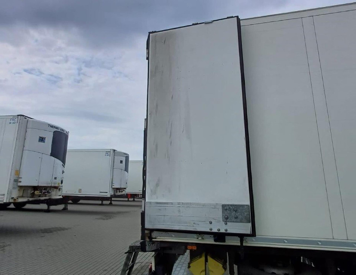 2018 Schmitz Cargobull SKO Double Deck FP 60 ThermoKing SLXi 300 Lifting Axle - Chladírenský návěs: obrázek 2 2018 Schmitz Cargobull SKO Double Deck FP 60 ThermoKing SLXi 300 Lifting Axle - Chladírenský návěs: obrázek 2