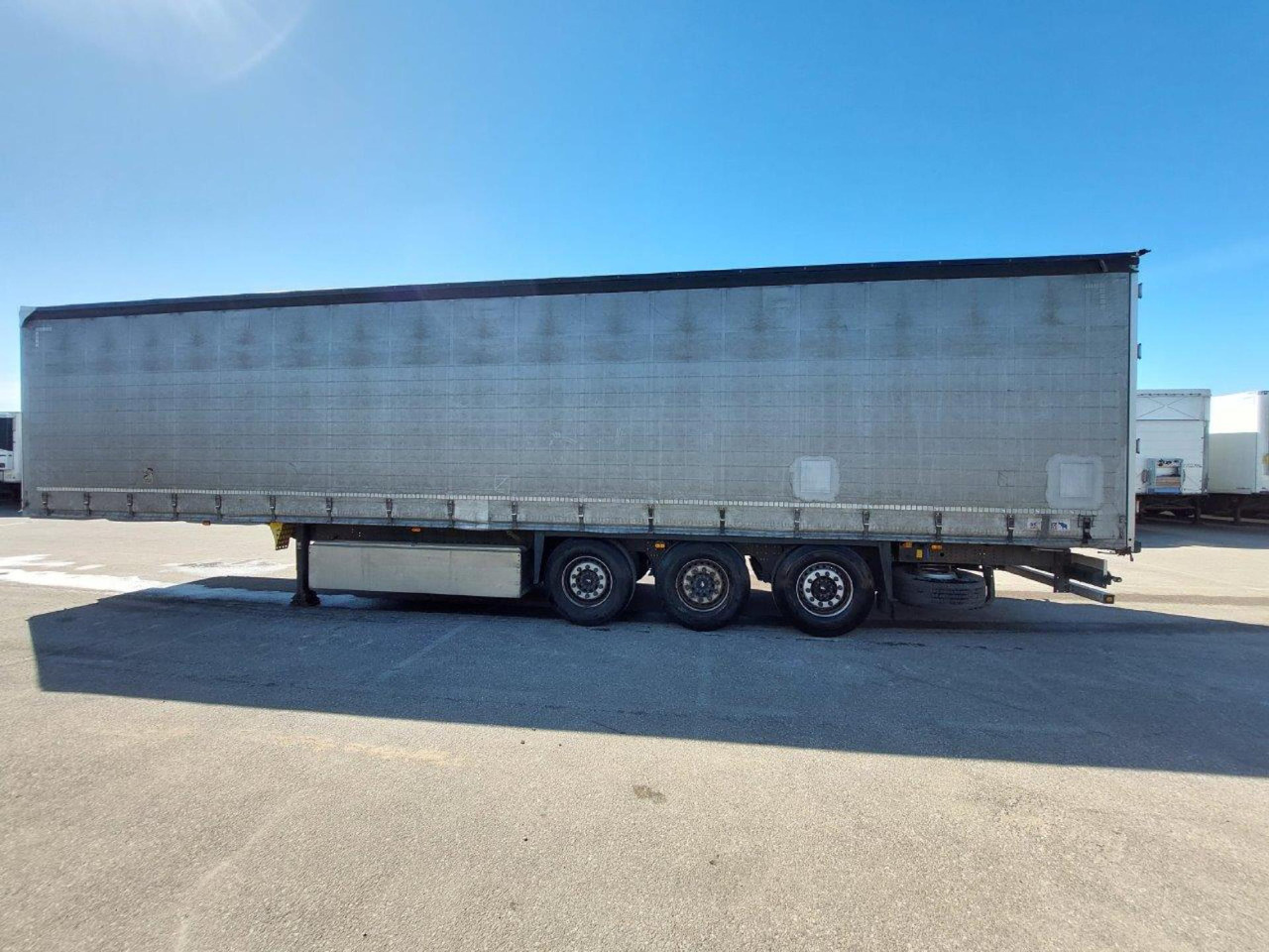 2019 Schmitz Cargobull SCS24/L Lifting Axle - Plachtový návěs: obrázek 3 2019 Schmitz Cargobull SCS24/L Lifting Axle - Plachtový návěs: obrázek 3