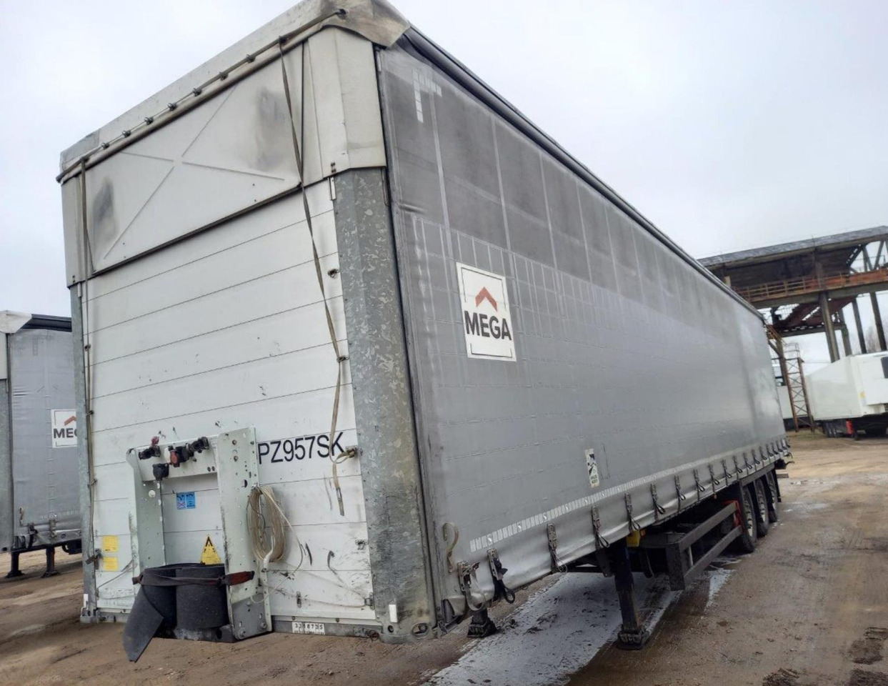 2019 Schmitz Cargobull SCS24/L Varios - Plachtový návěs: obrázek 4 2019 Schmitz Cargobull SCS24/L Varios - Plachtový návěs: obrázek 4