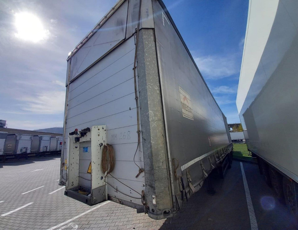 2019 Schmitz Cargobull SCS24/L Varios - Plachtový návěs: obrázek 4 2019 Schmitz Cargobull SCS24/L Varios - Plachtový návěs: obrázek 4