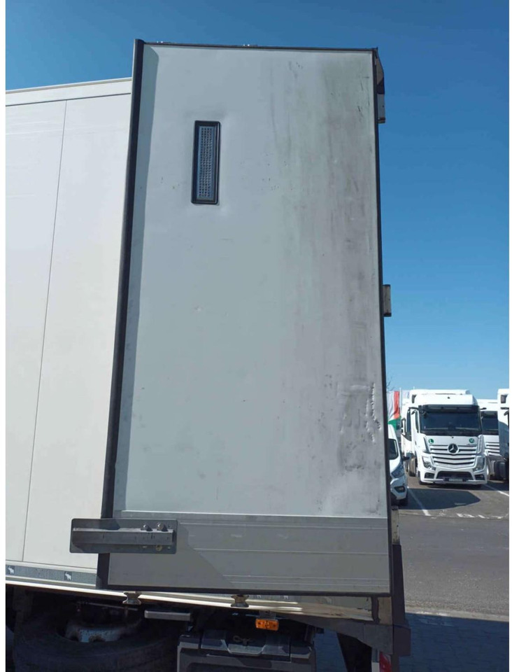 2020 Schmitz Cargobull SKO FP 60 ThermoKing SLXi 300 - Chladírenský návěs: obrázek 3 2020 Schmitz Cargobull SKO FP 60 ThermoKing SLXi 300 - Chladírenský návěs: obrázek 3