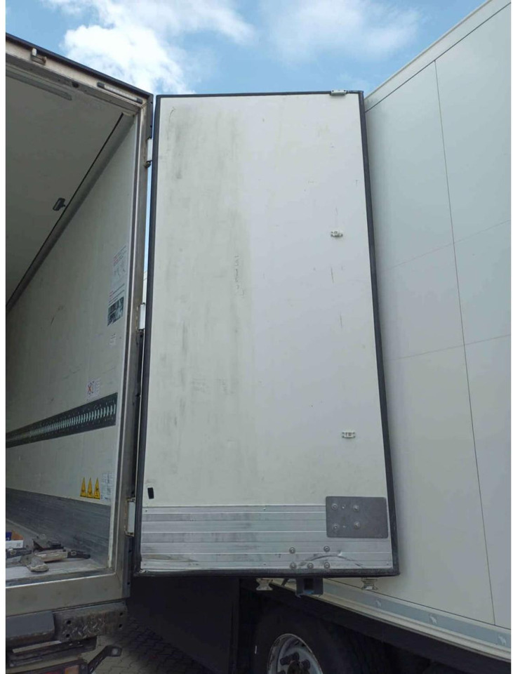 2021 Krone SDR Cool Liner FP 60 ThermoKing SLXi 300 - Chladírenský návěs: obrázek 4 2021 Krone SDR Cool Liner FP 60 ThermoKing SLXi 300 - Chladírenský návěs: obrázek 4