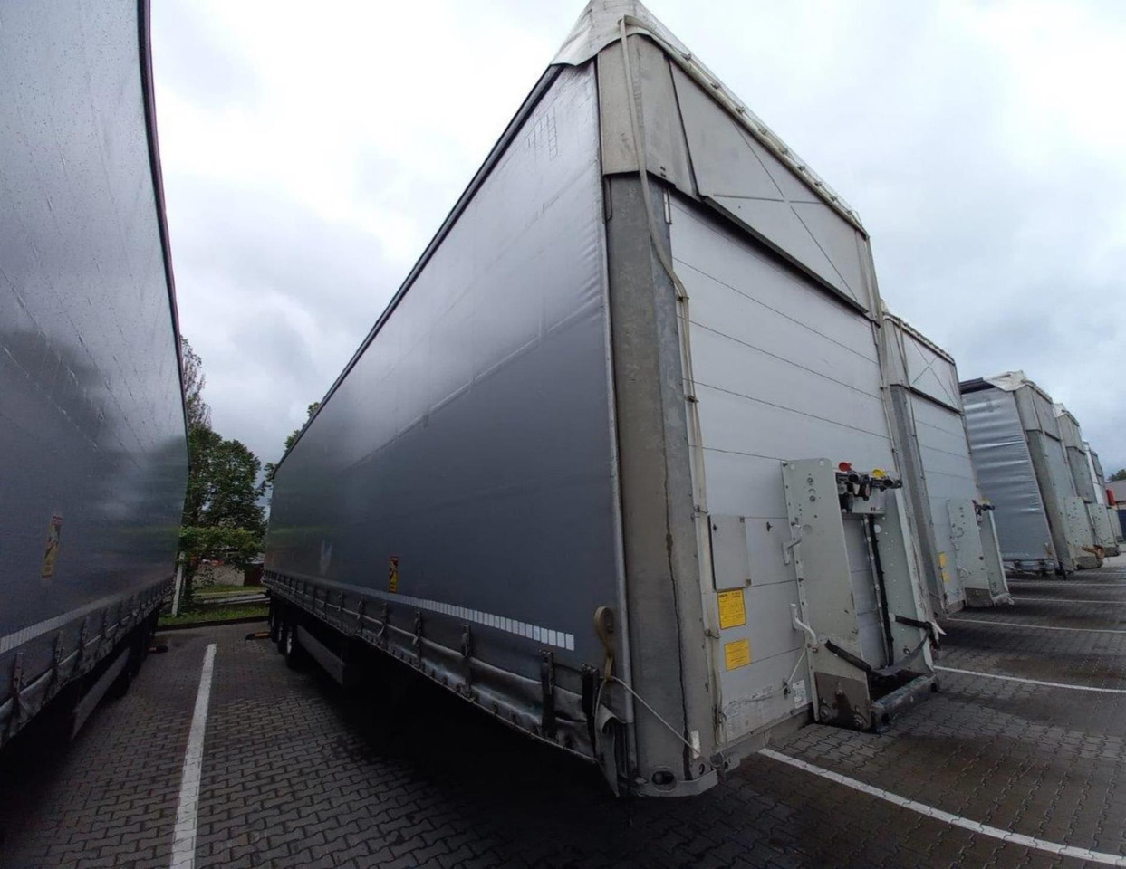 2021 Schmitz Cargobull SCS24/L Varios - Plachtový návěs: obrázek 4 2021 Schmitz Cargobull SCS24/L Varios - Plachtový návěs: obrázek 4