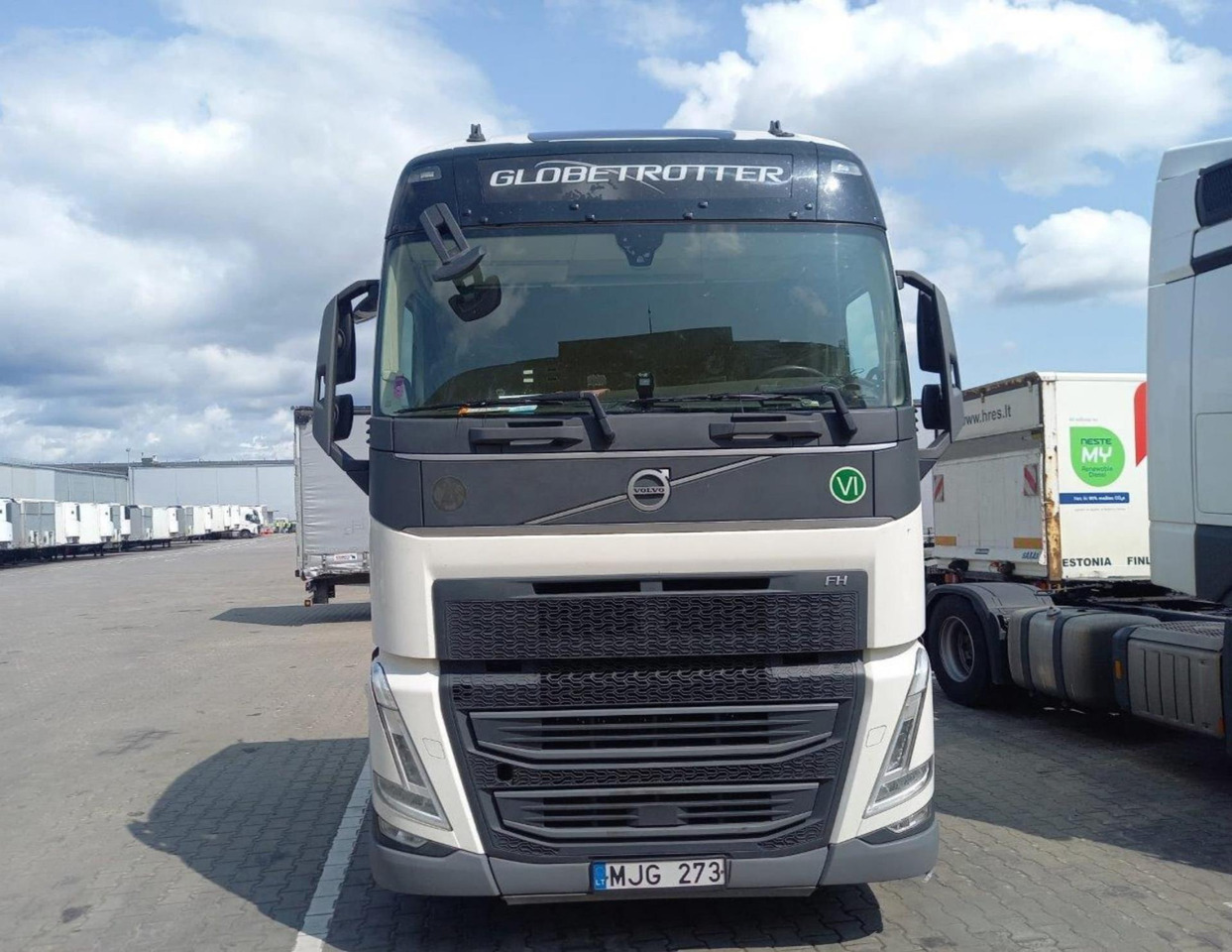 2022 Volvo FH 460 Globetrotter XL Varios i-Save I-ParkCool - Tahač: obrázek 1 2022 Volvo FH 460 Globetrotter XL Varios i-Save I-ParkCool - Tahač: obrázek 1