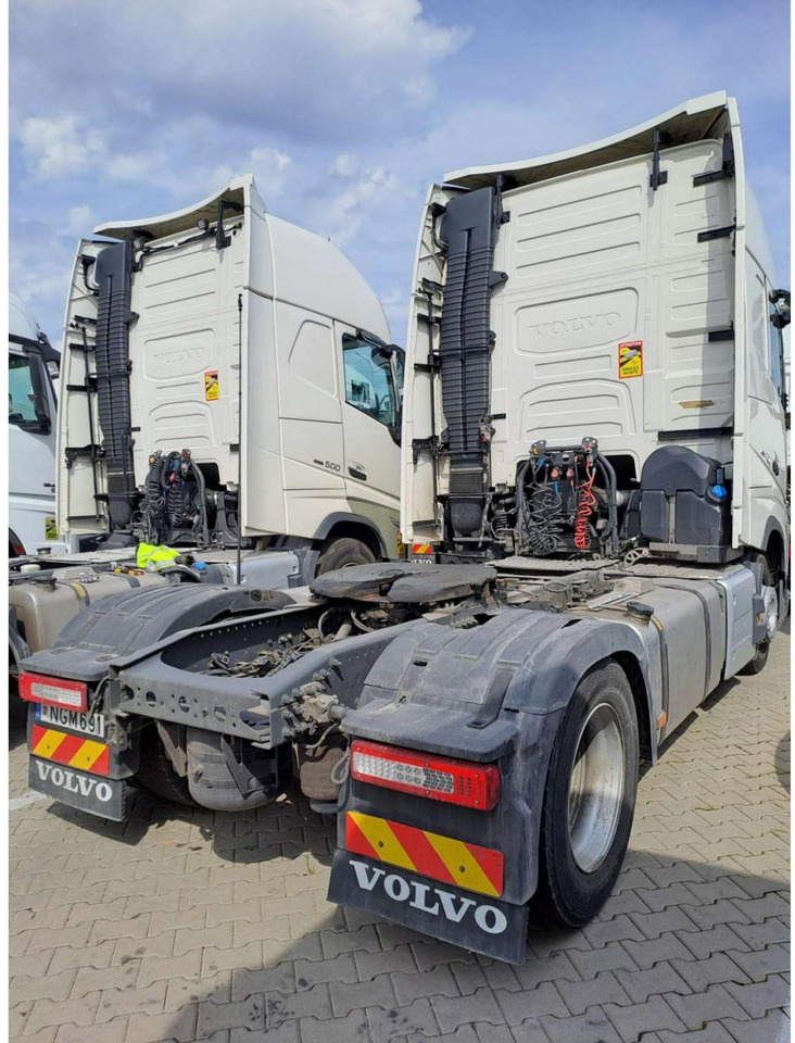 2023 Volvo FH 460 Globetrotter XL Varios i-Save - Tahač: obrázek 1 2023 Volvo FH 460 Globetrotter XL Varios i-Save - Tahač: obrázek 1