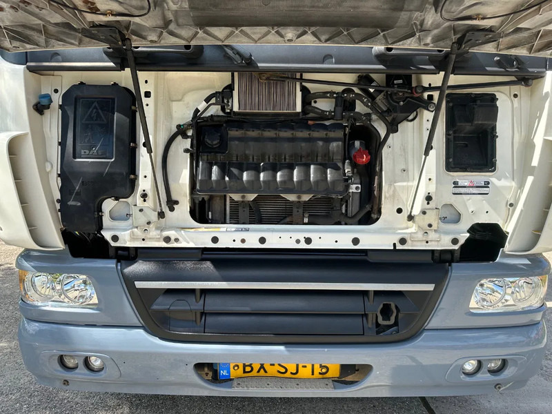 DAF CF 75.310 FAN / NL TRUCK / 6x2 / FUEL TANK 4 COMP. / 22 m3 / EURO5 / TOP CONDITION!! - Cisternové vozidlo: obrázek 3 DAF CF 75.310 FAN / NL TRUCK / 6x2 / FUEL TANK 4 COMP. / 22 m3 / EURO5 / TOP CONDITION!! - Cisternové vozidlo: obrázek 3