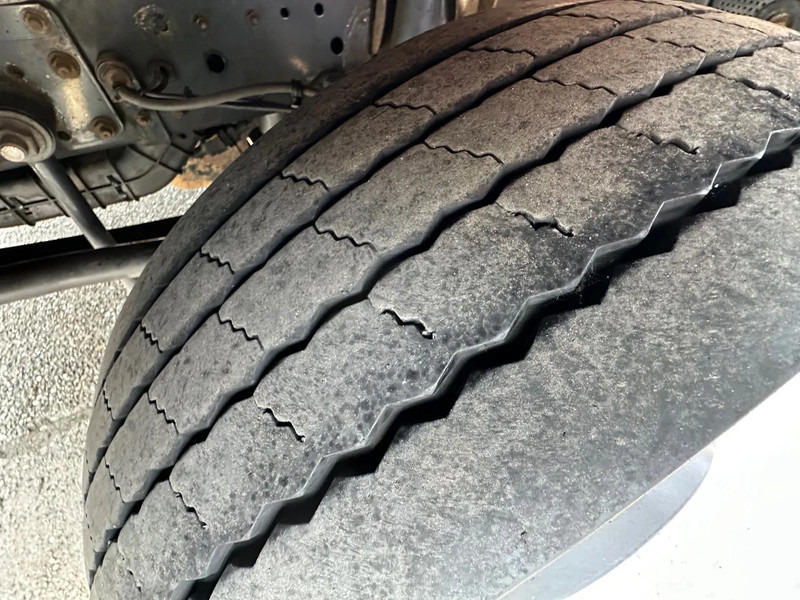 Iveco EuroCargo 80 -160L / EURO 6 / 7.5t / WINCH / ALU RAMPS - Přepravník automobilů: obrázek 5 Iveco EuroCargo 80 -160L / EURO 6 / 7.5t / WINCH / ALU RAMPS - Přepravník automobilů: obrázek 5