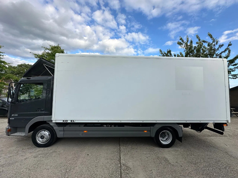 Mercedes-Benz Atego 815 / NL TRUCK / EURO 2 / BOX + LIFT / LOW KM / GOOD CONDITION / 7,5t - Skříňový nákladní auto: obrázek 4 Mercedes-Benz Atego 815 / NL TRUCK / EURO 2 / BOX + LIFT / LOW KM / GOOD CONDITION / 7,5t - Skříňový nákladní auto: obrázek 4