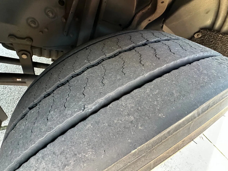 Scania P280 / NL TRUCK / EURO 6 / FULL AIR / CARRIER SUPRA 1250 / TOPCONDITION / LIFT+DOORS - Chladírenský nákladní automobil: obrázek 5 Scania P280 / NL TRUCK / EURO 6 / FULL AIR / CARRIER SUPRA 1250 / TOPCONDITION / LIFT+DOORS - Chladírenský nákladní automobil: obrázek 5