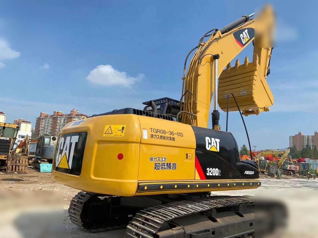 CATERPILLAR 320D2 - Pásové rýpadlo: obrázek 1 CATERPILLAR 320D2 - Pásové rýpadlo: obrázek 1