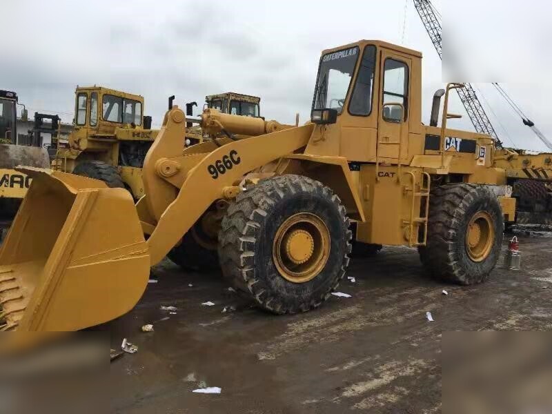 CATERPILLAR 966C - Kolový nakladač: obrázek 1 CATERPILLAR 966C - Kolový nakladač: obrázek 1